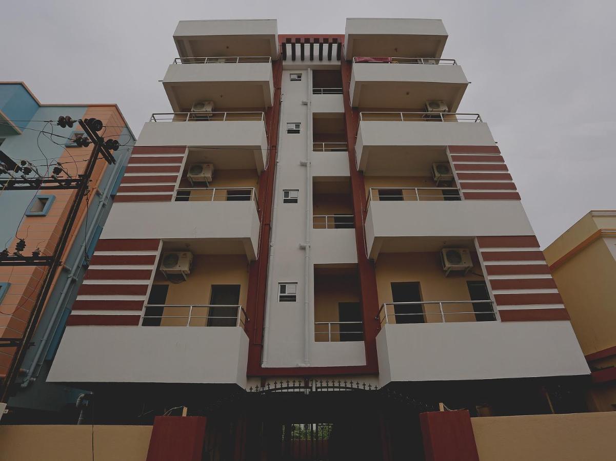 Hotel O The Maple Tree Hotels Bhubaneswar Exterior foto