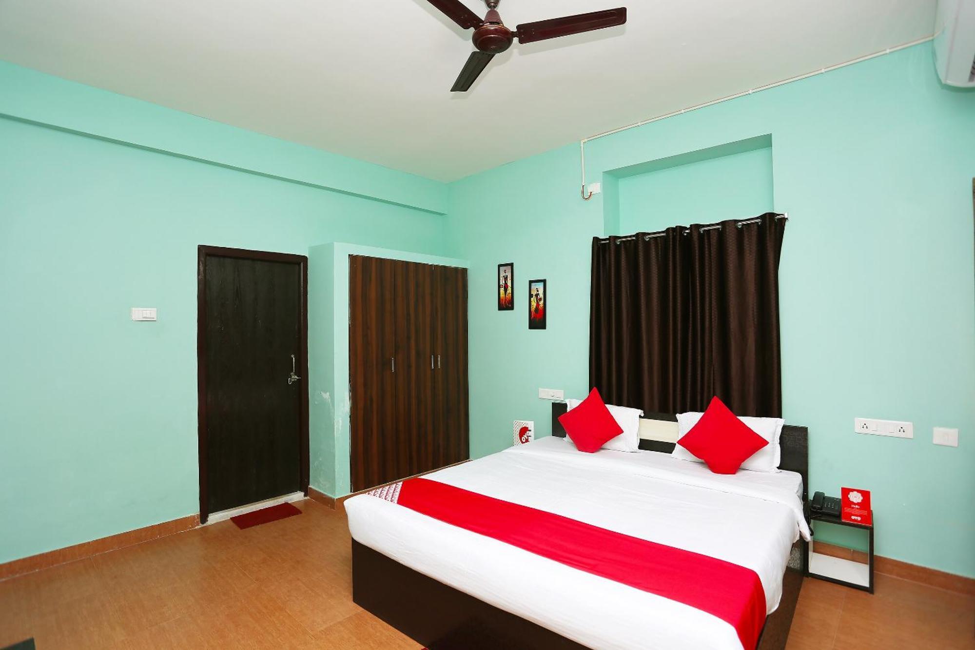 Oyo 17276 The Maple Tree Hotels Bhubaneswar Exterior foto