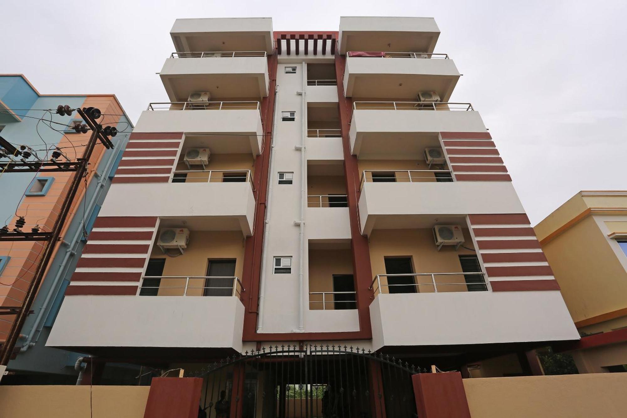 Oyo 17276 The Maple Tree Hotels Bhubaneswar Exterior foto